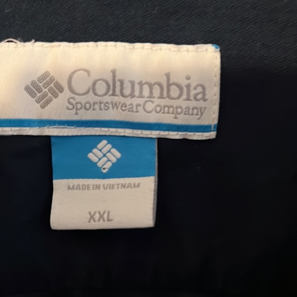 Columbia sport top. - Picture 5 of 11
